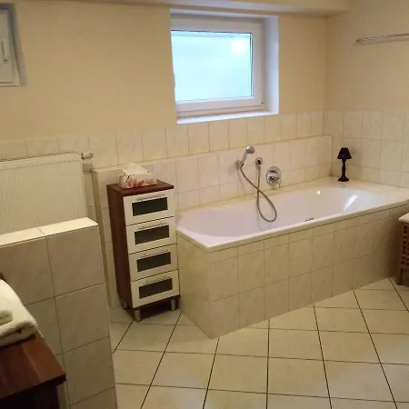 アパート Ferienwohnung Am Waldrand Leicht Dietersheim