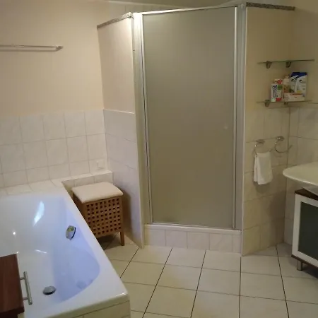 Apartament Ferienwohnung Am Waldrand Leicht Dietersheim